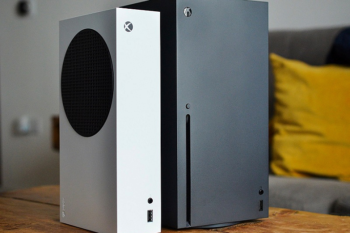 Microsoft не планирует поднимать стоимость игровых консолей Xbox Series X/S