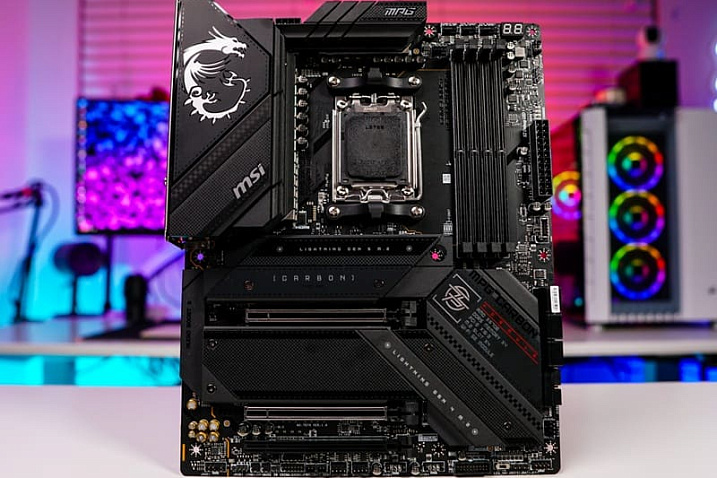 Прошивка AMD AGESA 1.3.0.1b прилично снижает напряжение оперативной памяти