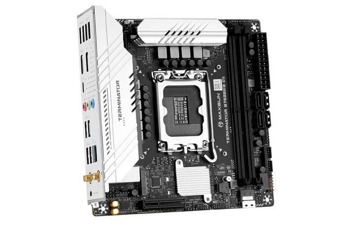 У платы MaxSun MS-terminator B760BKB D5 порт PCI Express x16 размещен на обратной стороне