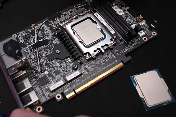 Intel NUC 12 Extreme поддерживает процессоры с разблокированным множителем