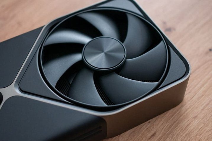 Слух: NVIDIA возобновила работу над видеокартами GeForce RTX 5000 SUPER