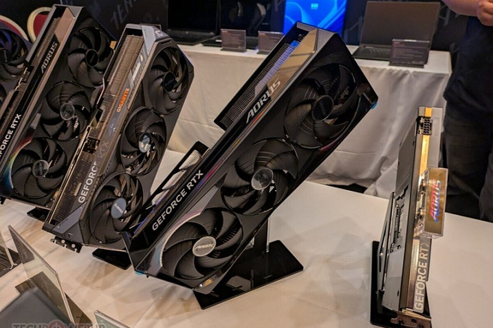 Партнеры NVIDIA показали большое количество видеокарт GeForce RTX 5000