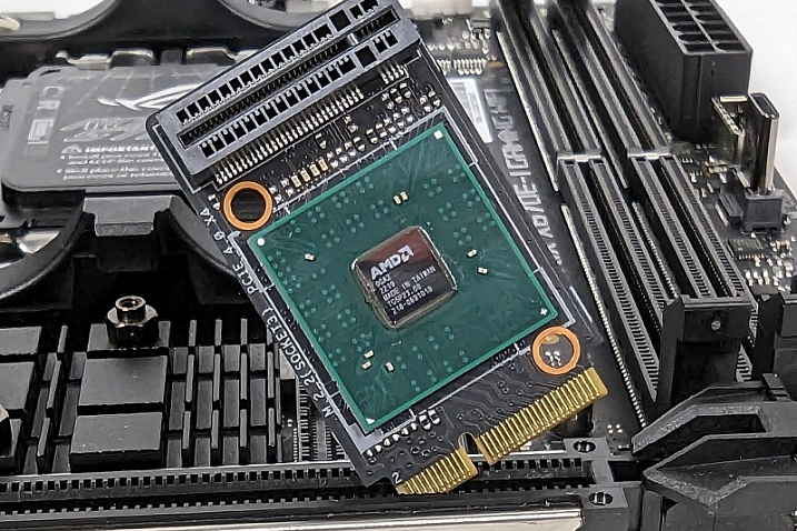 ASUS ROG STRIX X67O-I действительно имеет отдельную плату с вторым чипсетом