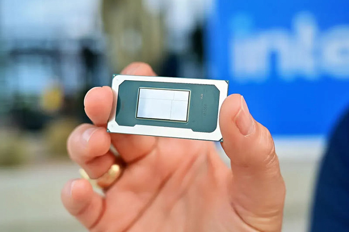 Intel прогнозирует, что каждый второй выпущенный в этом году ПК будет оснащён ИИ