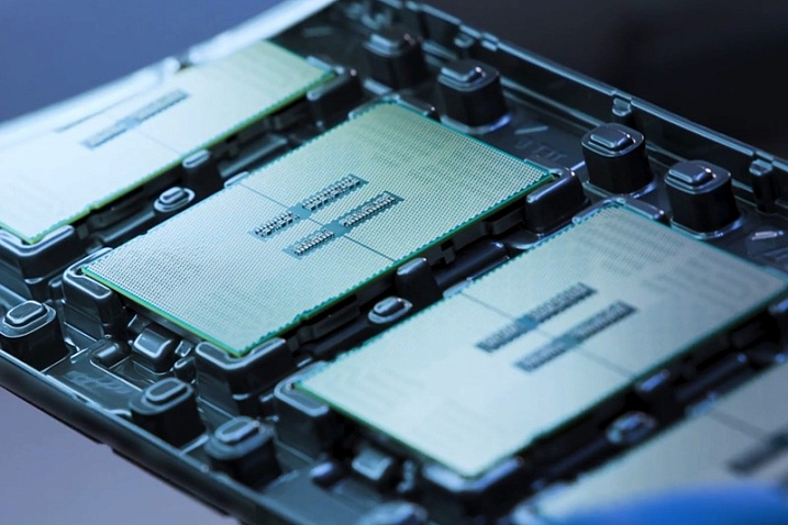 Лучший серверный процессор от Intel оценивается в $17800