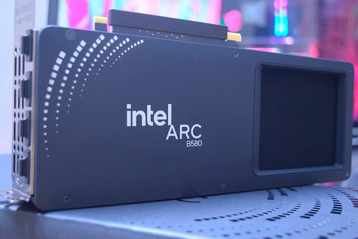 Intel все еще может работать над Arc B770