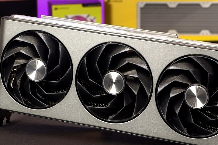 Слух: AMD Radeon RX 7900 GRE будет выпущена 28 июля
