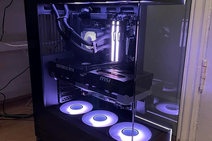 Пользователю повезло купить систему с Ryzen 7 9800X3D, RTX 5090 и 64GB RAM менее чем за $2500