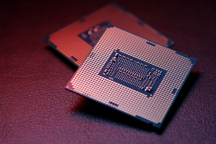 Неизвестный процессор Intel Rocket Lake-S, работающий на частоте 5.0 GHz, был протестирован в Geekbench