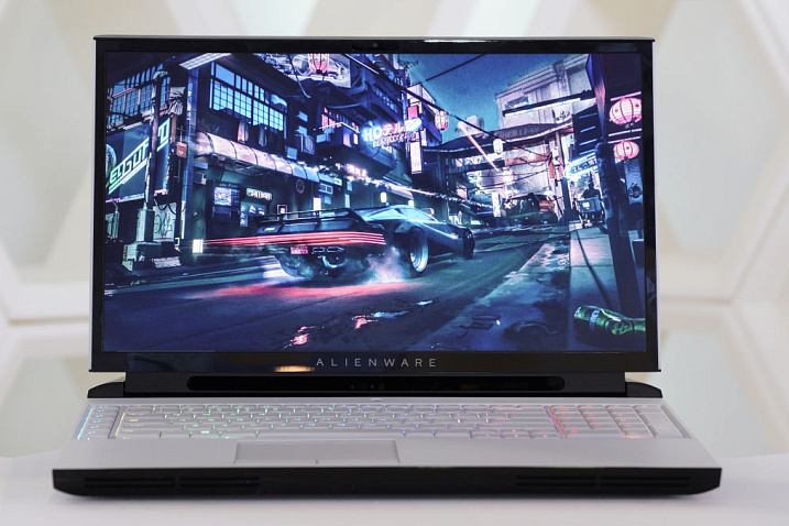 Alienware представила модульный игровой ноутбук Area-51m