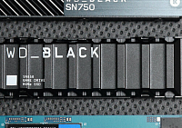 Накопитель WD Black SN850 работает на 40% медленней при подключении к чипсету AMD X570