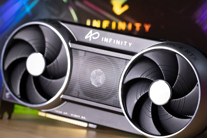 Ценник видеокарты GIGABYTE AORUS RTX 5090 INFINITY дорос до €6195