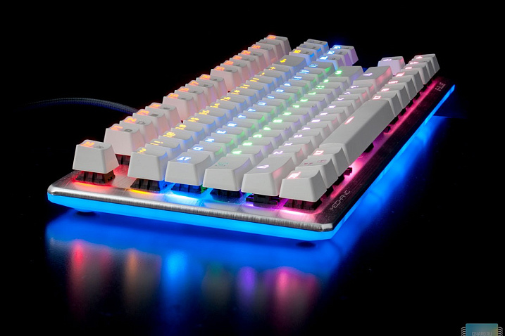 Обзор компактной игровой клавиатуры Mazer K727 от компании E-Blue