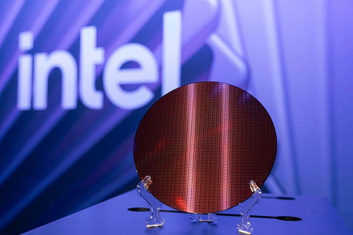 Технологический процесс Intel 1.4A2 позволит подавать питание на транзисторы с двух сторон