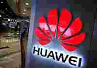 Facebook больше не будет предустанавливать приложения на телефоны Huawei