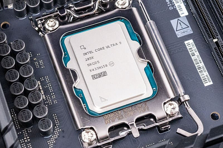 Производительность процессоров Intel Arrow Lake увеличилась на 9% после года оптимизаций