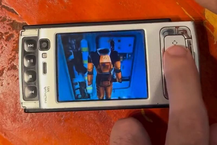 Оригинальную Half-Life портировали на телефон Nokia N95
