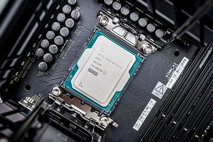 Intel Core Ultra 200S заметно снижают скорость накопителей PCIe 5.0
