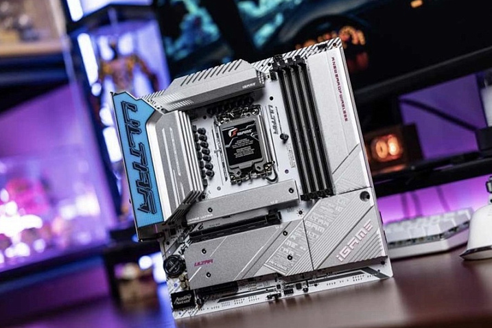 Colorful скрыла разъемы для подключения кабелей у платы B760M iGame Ultra Z