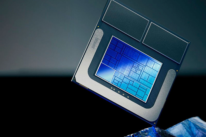 Intel представила семейство мобильных процессоров Lunar Lake