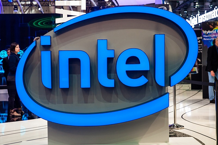 Выручка Intel снизилась на 20% по итогам 2022 года
