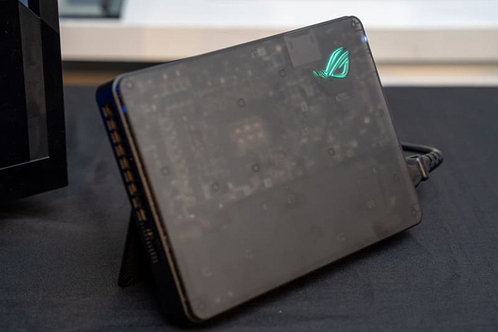 Внешняя видеокарта ASUS ROG XG Mobile 2025 продаётся с RTX 5070M Ti и RTX 5090M