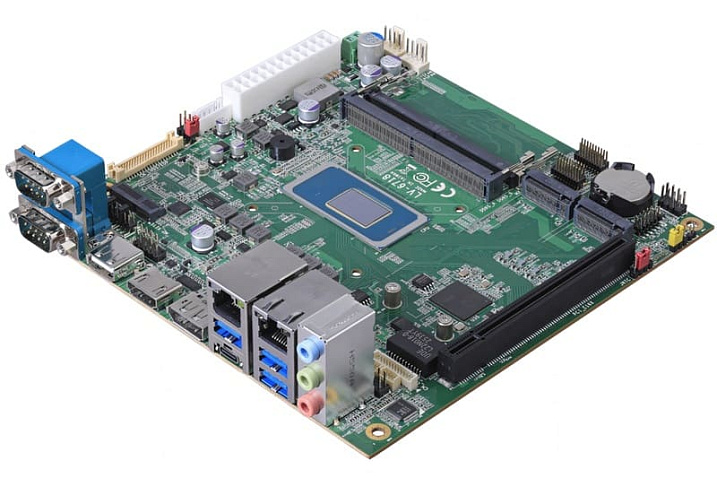 Плату COMMELL LV-6718 можно считать первой среди MoDT, кто получил Intel Panther Lake