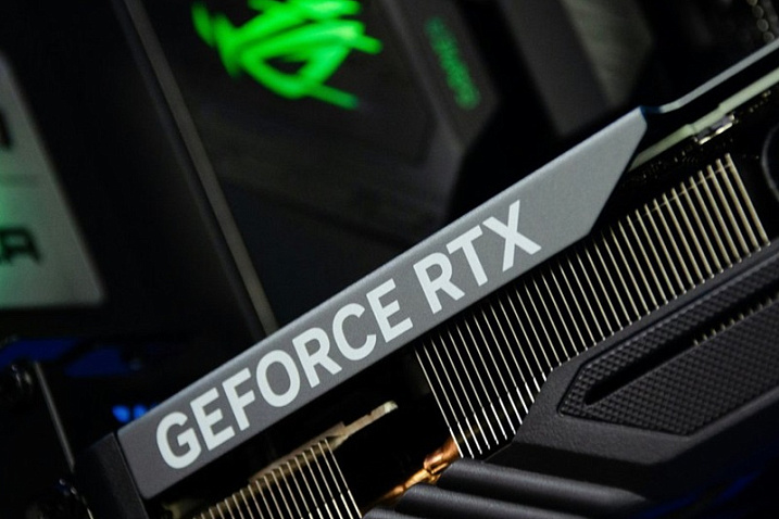 NVIDIA может выпустить RTX 5080 раньше RTX 5090