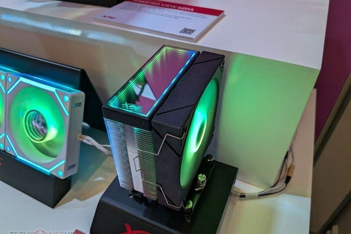 CES 2026: ADATA XPG продемонстрировала готовые СЖО и процессорные кулеры с экранами