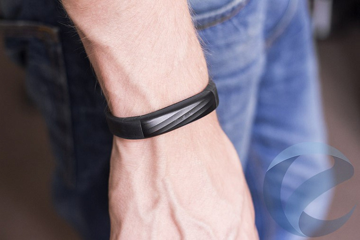 Jawbone намерена отказаться от выпуска фитнес-трекеров