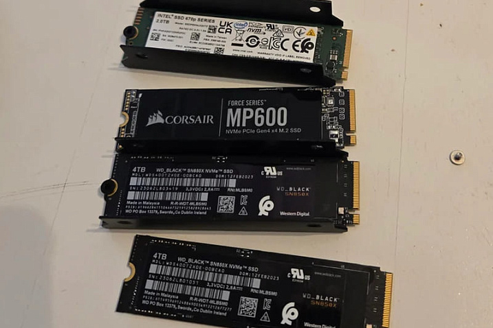 Покупатель Б/У платы MSI PRO Z690-A WIFI за $50 получил 4 SSD объёмом 12 Тбайт в подарок