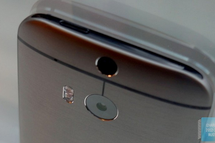 HTC представит M8 Eye восьмого октября