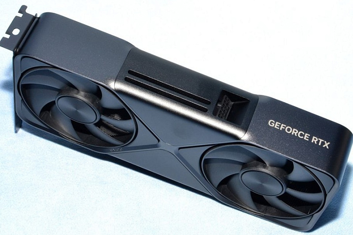 NVIDIA GeForce RTX 5070 Founders Edition появится лишь в конце марта