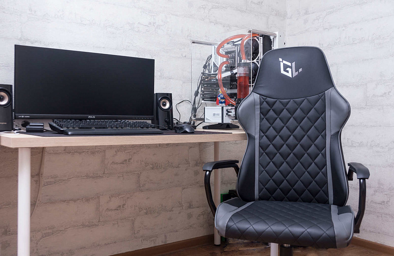 Обзор компьютерного кресла GameLab Spirit Black (GL-430)