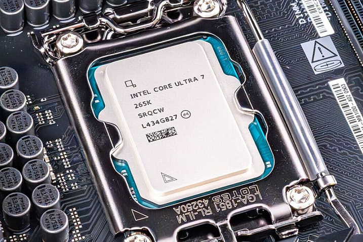 Core Ultra 300 на подходе: в Geekbench отметился Intel Core Ultra 7 365K