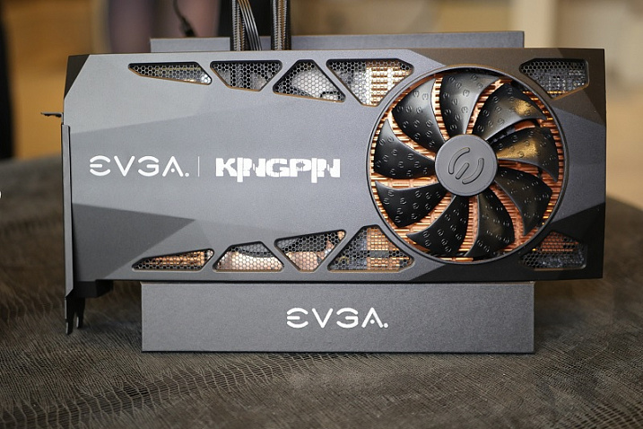 Две EVGA GeForce RTX 3090 Ti вновь установили мировой рекорд 3DMark Port Royal