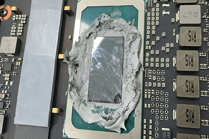 Инженерный образец Core Ultra 9 185H протестирован в Samsung Galaxy Book 4 Ultra