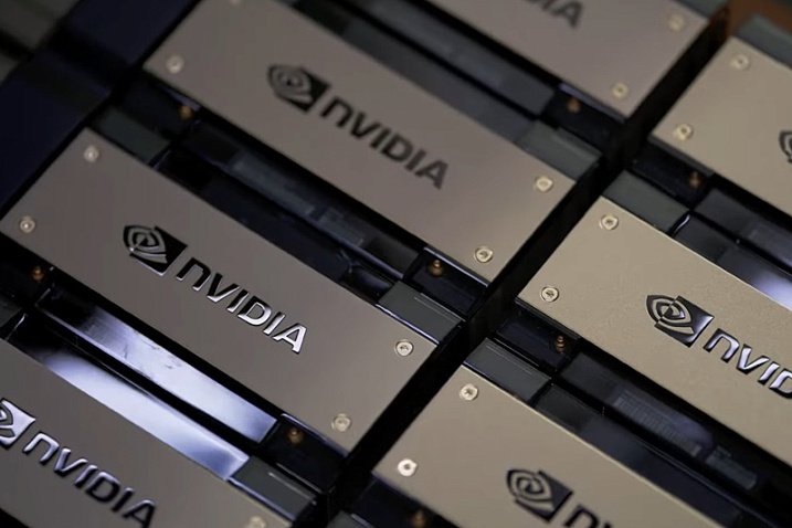 NVIDIA представила ускоритель H200 со 141 Гбайтом памяти HBM3e
