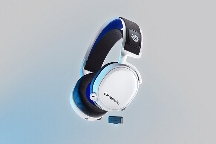 SteelSeries представила беспроводные гарнитуры SteelSeries Arctis 7+ и Arctis 7P+