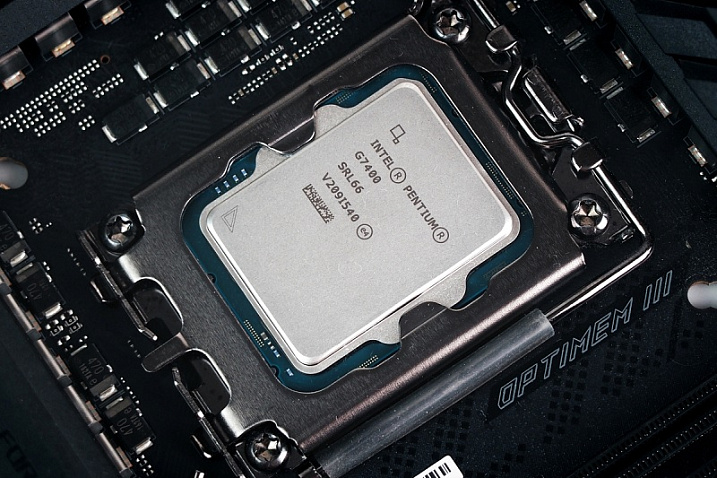 Intel Pentium Gold G7400 показывает достойную производительность с GeForce RTX 4070 и DLSS 3