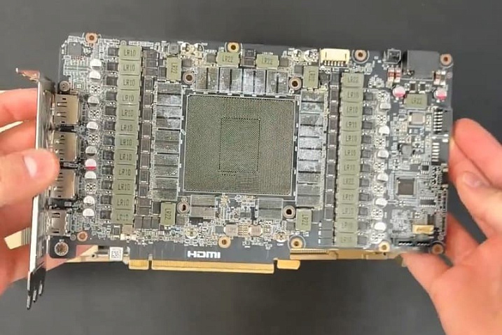 Продавец на eBay столкнулся с возвращённой GeForce RTX 5090 без GPU и памяти