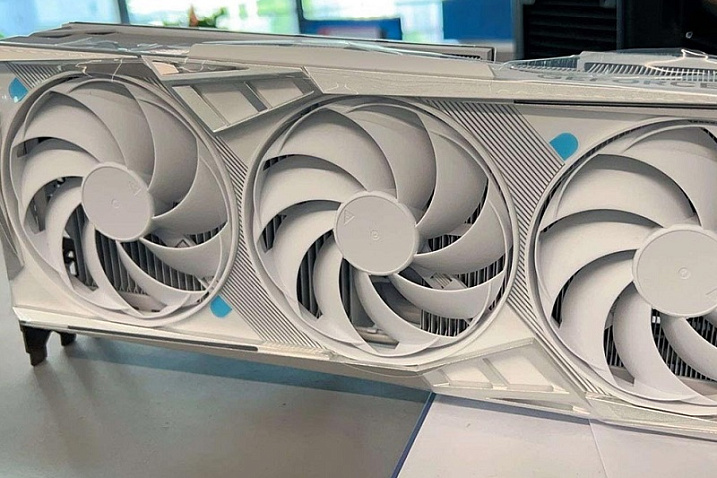 Colorful GeForce RTX 4090 iGame Lab выпущена ограниченным тиражом в 200 штук