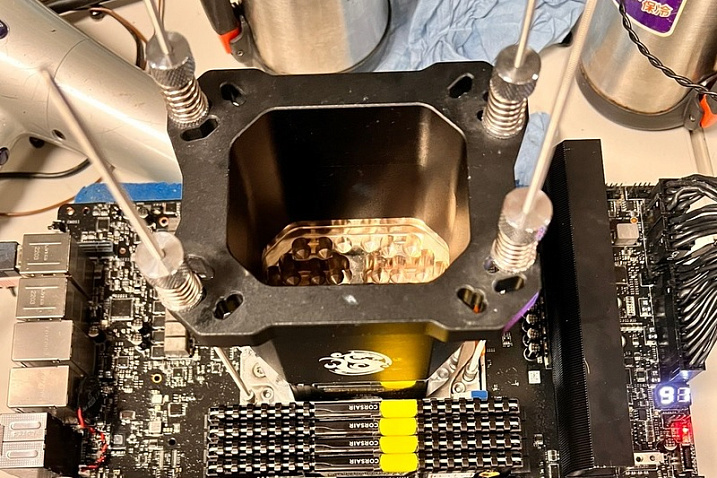 Разогнанный AMD Threadripper PRO 5995WX установил новый мировой рекорд в Cinebench