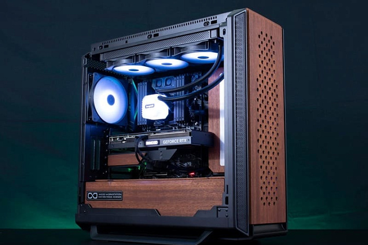 Моддинг-проект WOOD Workstation
