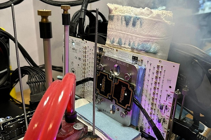 GALAX GeForce RTX 4090 HOF установила два мировых рекорда