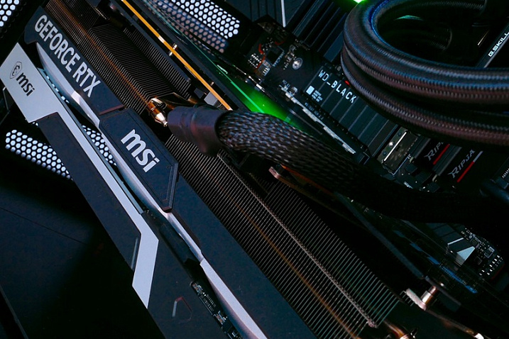 В Китае начали продавать настольные GeForce RTX 4080M и RTX 4090M с мобильными GPU