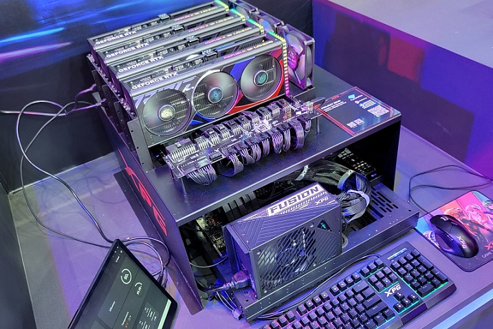 Блок питания ADATA XPG FUSION 1600 TITANIUM без проблем питает четыре RTX 4090