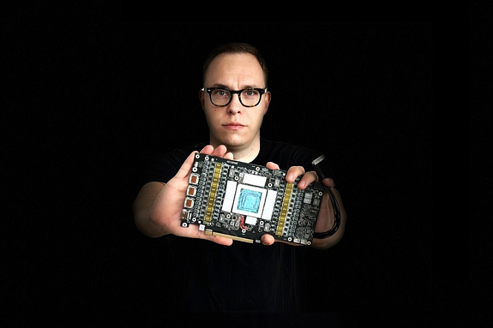 Разогнанная Colorful iGame RTX 4090 LAB почти достигла 4000 MHz