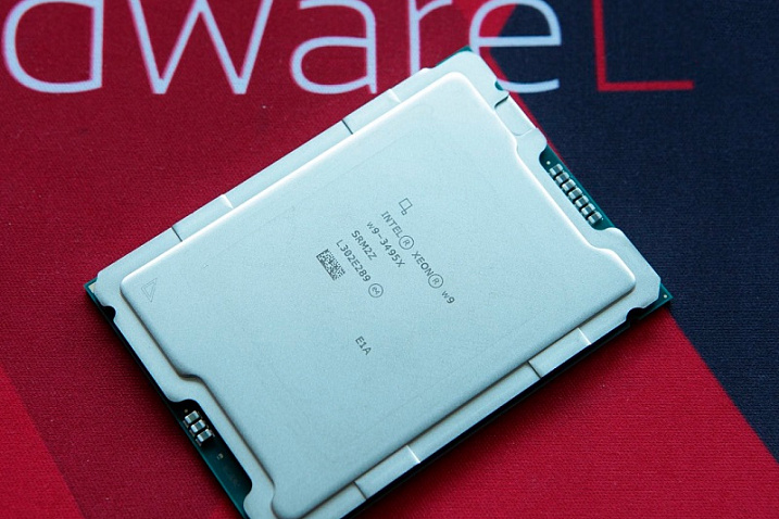 Разогнанный 56-ядерный Intel Xeon W9-3495X потребляет почти 1900 Вт