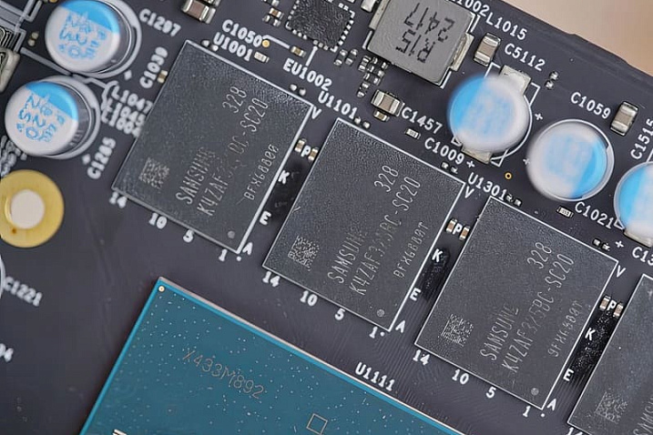 Память GDDR6 от Samsung гораздо холоднее микросхем SK hynix